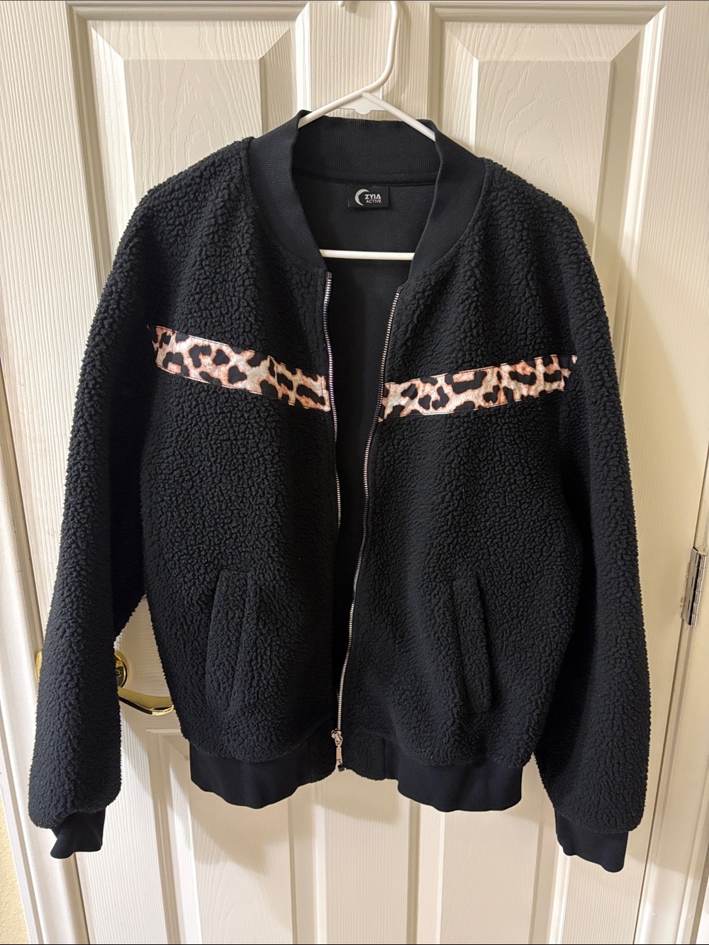Cozy Black Sherpa Bomber Jacket with Leopard Trim